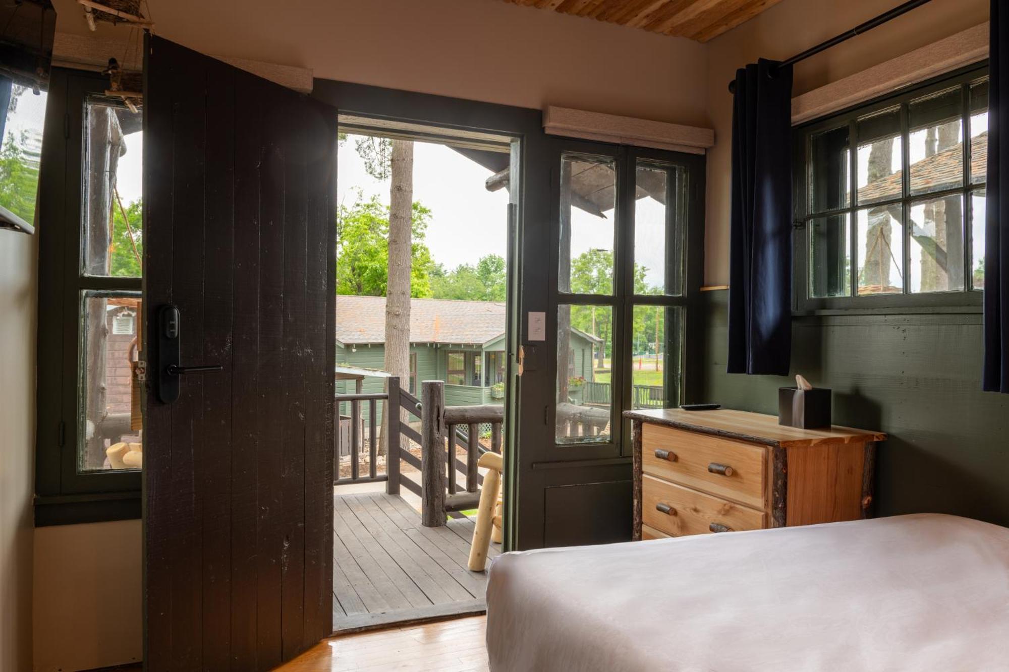 Lodge At Schroon Lake Εξωτερικό φωτογραφία